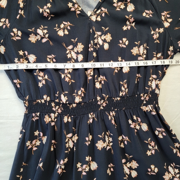 Old Navy Peasant Dress Short Black Floral Tiered Skirt V-neck Long Sleeve L - Picture 8 of 12